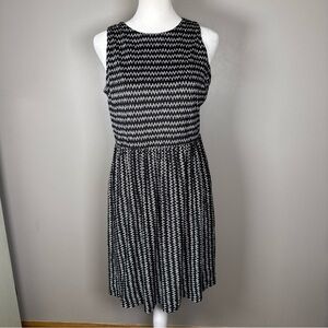 Ann Taylor Loft A-Line Dress Size MP Petites Stretch Lined Casual Black White